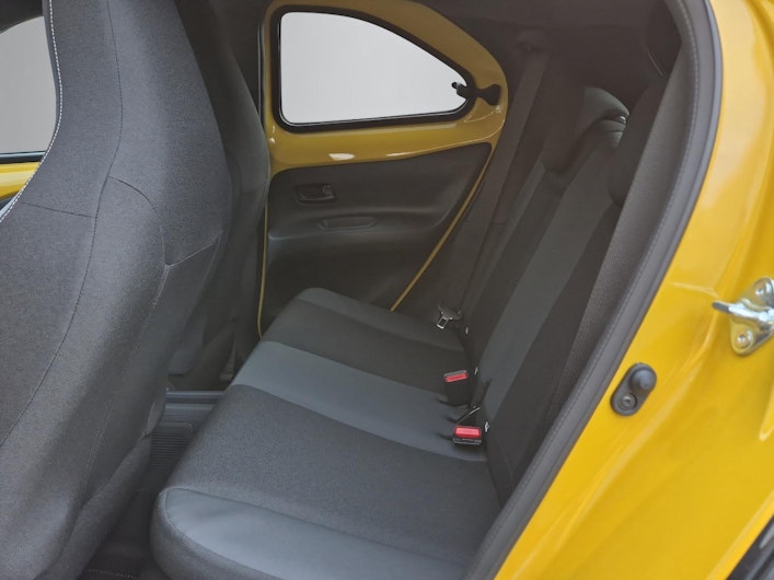 Vehicle image TOYOTA AYGO X