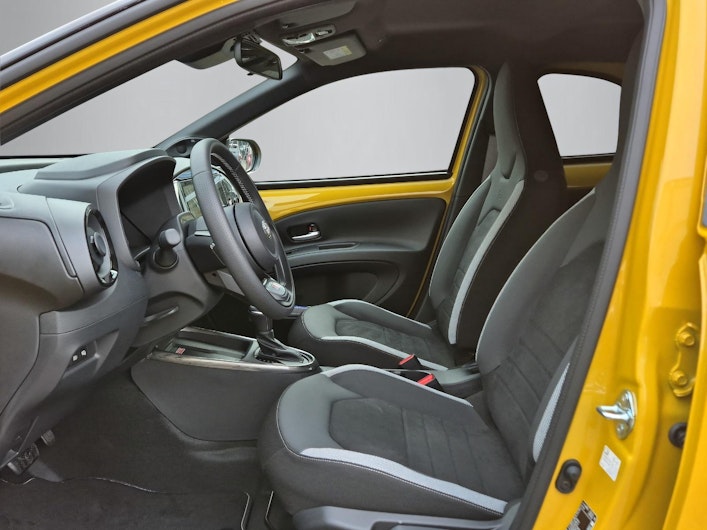 Vehicle image TOYOTA AYGO X