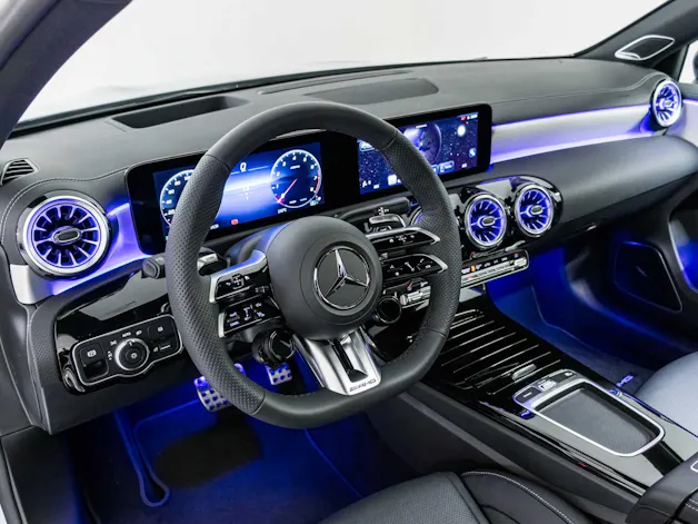 Mercedes-Benz A 35 AMG 4MATIC
