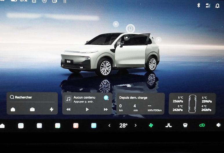 Vehicle image LEAPMOTOR B10