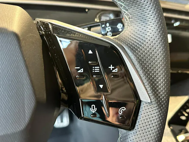 Peugeot 5008 1.2 Hybrid GT