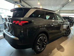 Peugeot 5008 1.2 Hybrid GT