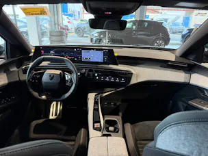 Peugeot 5008 1.2 Hybrid GT