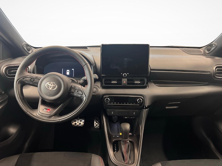 Vehicle image TOYOTA YARIS