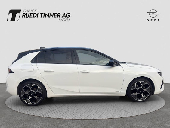 Vehicle image 3 Vehicle image 3