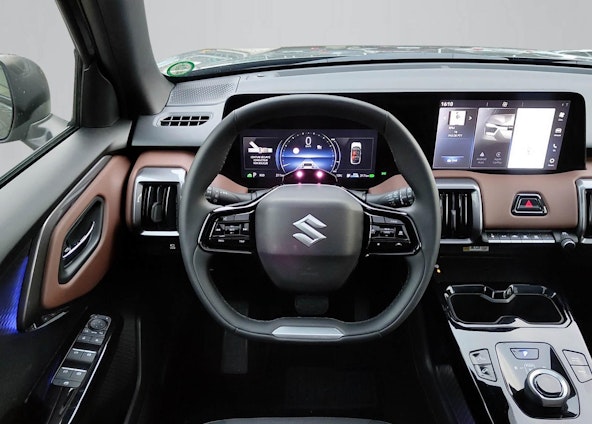 Vehicle image 4 Vehicle image 4