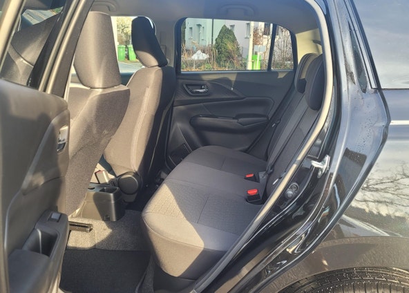 Vehicle image 6 Vehicle image 6