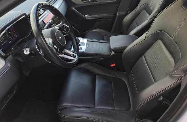 Vehicle image 7 Vehicle image 7