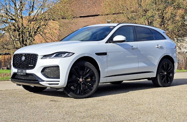 First vehicle image First vehicle image