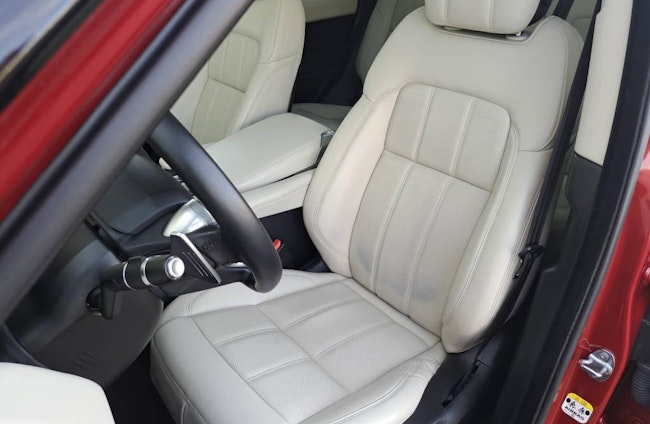 Vehicle image 8 Vehicle image 8