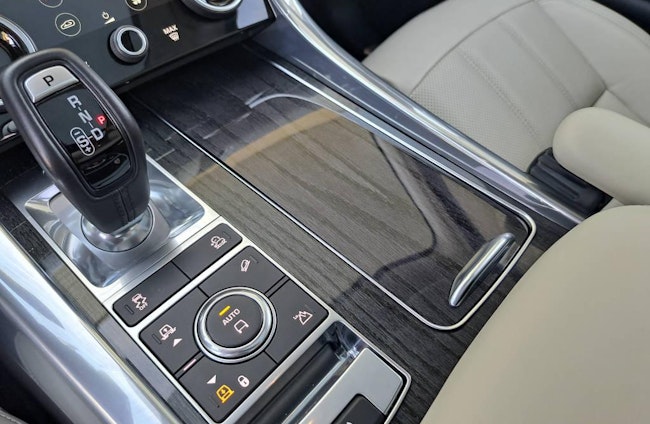 Vehicle image 14 Vehicle image 14