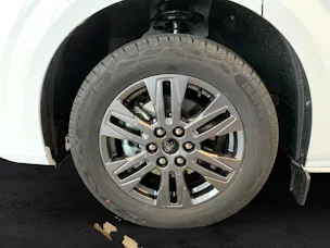 Ford Tourneo C Bus 320 L1 2.0 EcoBlue 170 Titanium