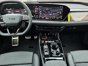 Audi A6 Avant e-tron quattro