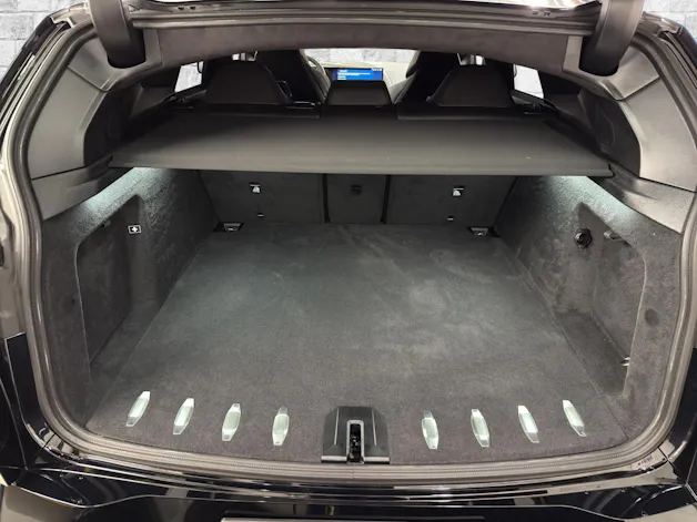BMW XM xDrive PHEV Steptronic Label