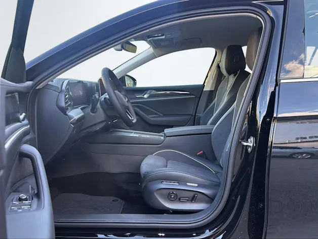 VW Passat Variant 2.0 TDI Business DSG 4motion