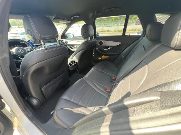 Mercedes-Benz C 200 AMG Line 4Matic 9G-Tronic