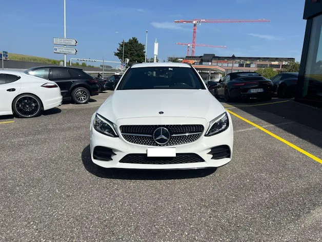Mercedes-Benz C 200 AMG Line 4Matic 9G-Tronic