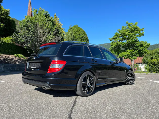Mercedes-Benz C 230 Avantgarde 7G-Tronic