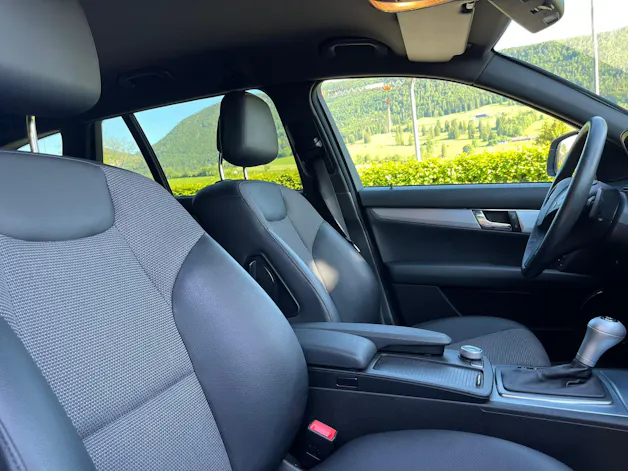 Mercedes-Benz C 230 Avantgarde 7G-Tronic