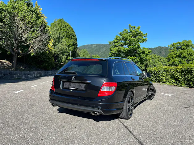 Mercedes-Benz C 230 Avantgarde 7G-Tronic