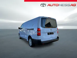 Toyota PROACE Van L2 2.2 D Advanced