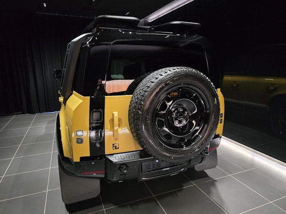 Vehicle image 6 Vehicle image 6