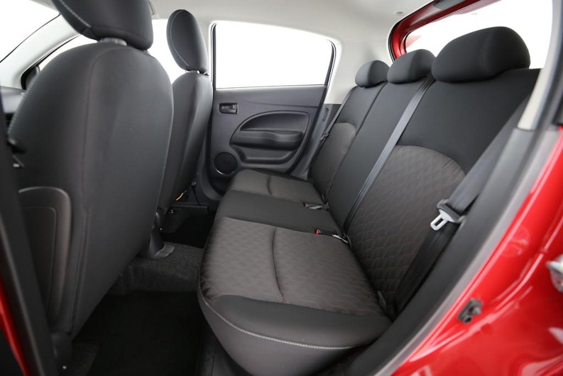 Vehicle image MITSUBISHI SPACE STAR