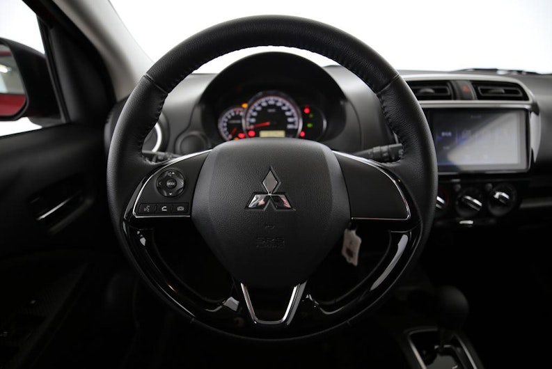 Vehicle image MITSUBISHI SPACE STAR