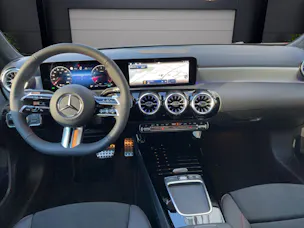 Mercedes-Benz A 200 Night Star AMG Line