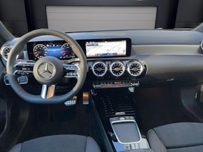 Vehicle image MERCEDES-BENZ A 200 Night Star AMG Line