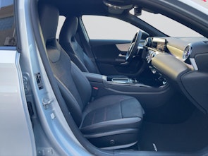 Vehicle image MERCEDES-BENZ A 200 Night Star AMG Line