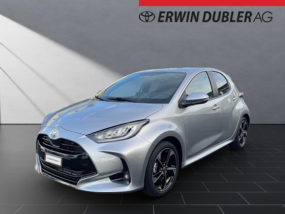 First vehicle image First vehicle image