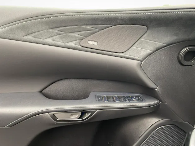 Lexus RX 450h+ Excellence