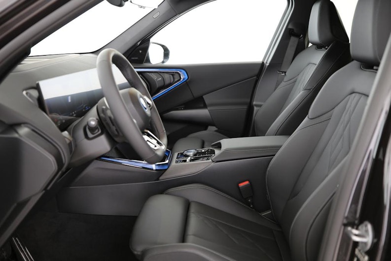 Vehicle image BMW X3