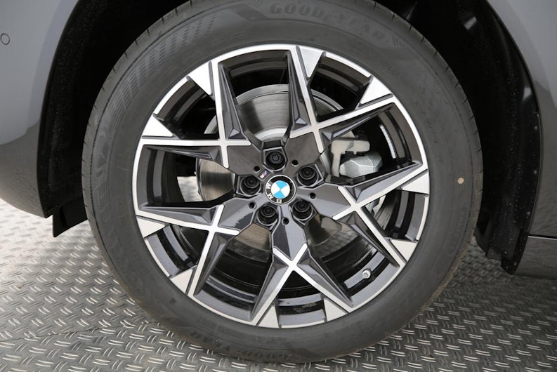 Vehicle image BMW X3