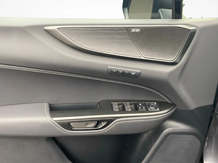 Fahrzeugbild LEXUS NX