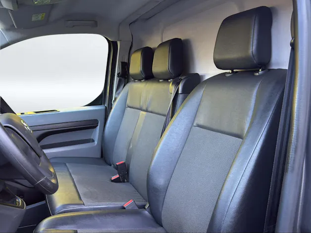 Toyota PROACE Kab.-Ch. H1 L1 2.0 D 150