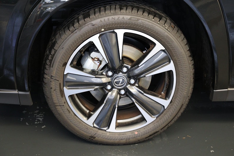 Vehicle image LEXUS UX