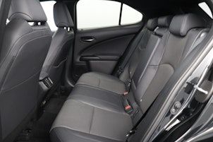 Vehicle image LEXUS UX 300h Excellence