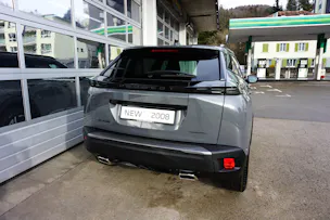 Peugeot 2008 1.2 Hybrid 145 Allure Premium