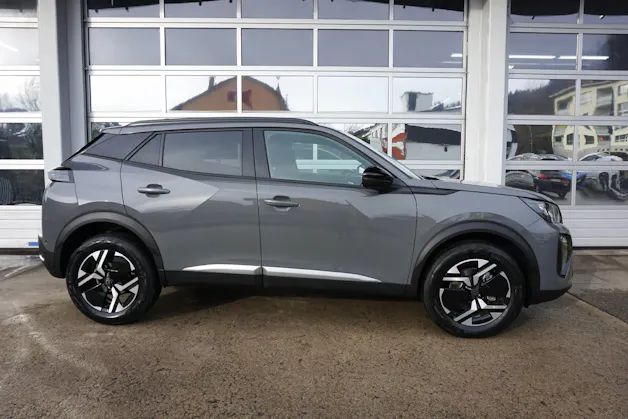 Peugeot 2008 1.2 Hybrid 145 Allure Premium