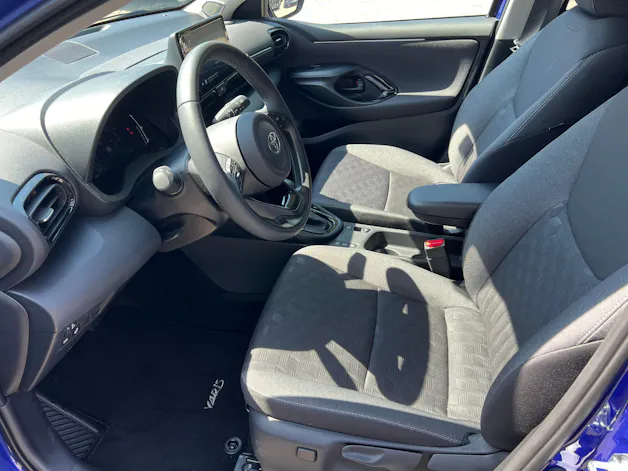 Toyota Yaris 1.5 VVT-i HSD Trend