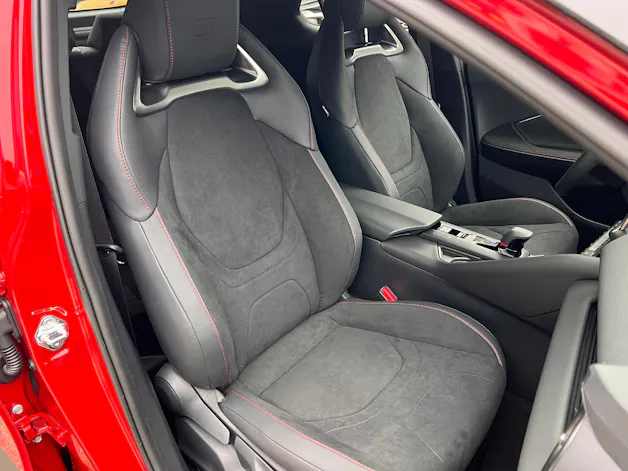 Toyota C-HR 2.0 HEV GR Sport 4x4