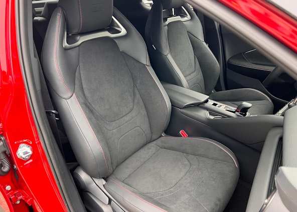 Vehicle image 14 Vehicle image 14