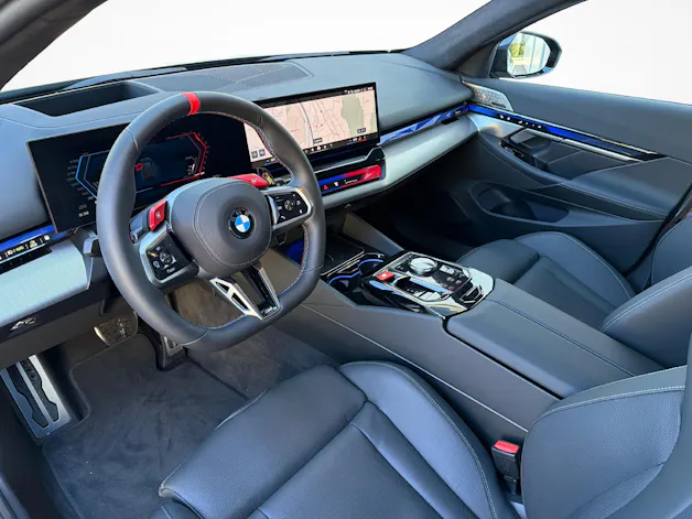 BMW M5 xDrive Touring