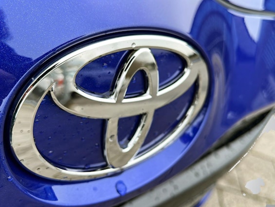 Vehicle image 8 Vehicle image 8