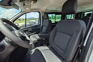 Nissan Primastar Kombi 3.0 t L2 H1 2. Tekna