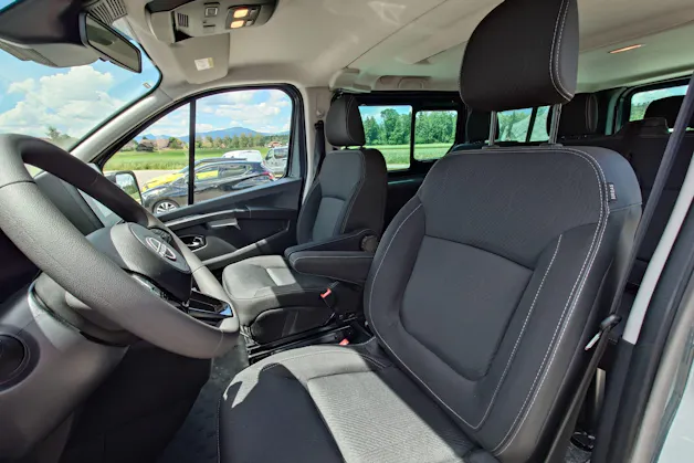 Nissan Primastar Kombi 3.0 t L2 H1 2. Tekna
