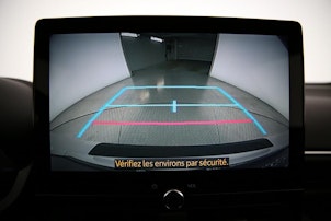 Vehicle image TOYOTA Yaris 1.5 VVT-i HSD Trend