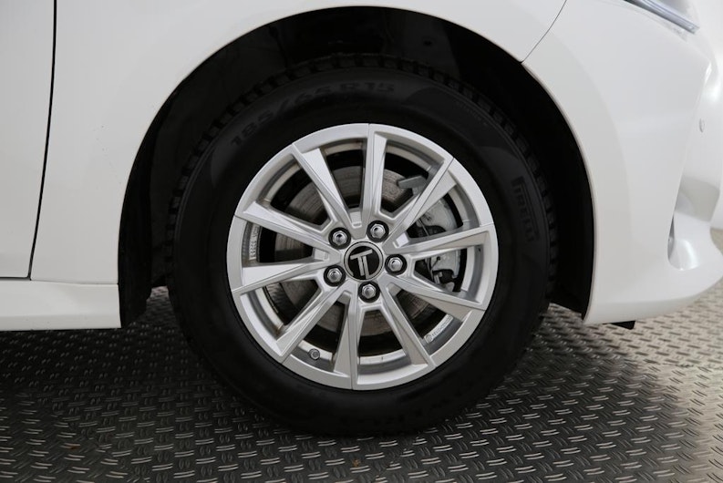 Vehicle image TOYOTA YARIS